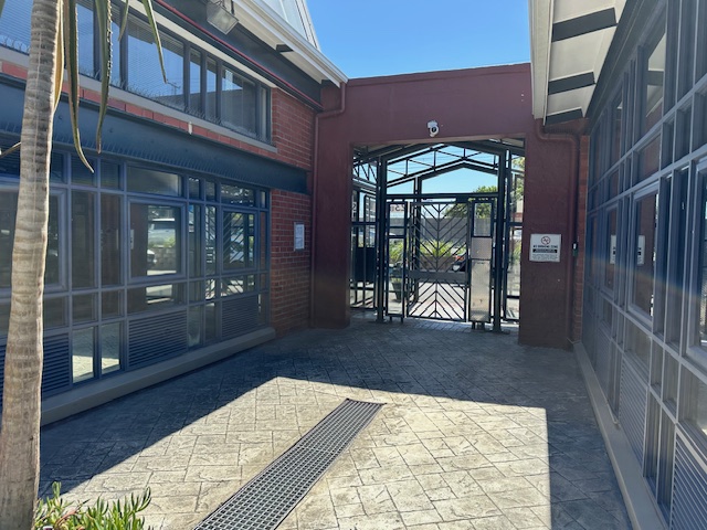 To Let Commercial Property for Rent in Observatory Western Cape